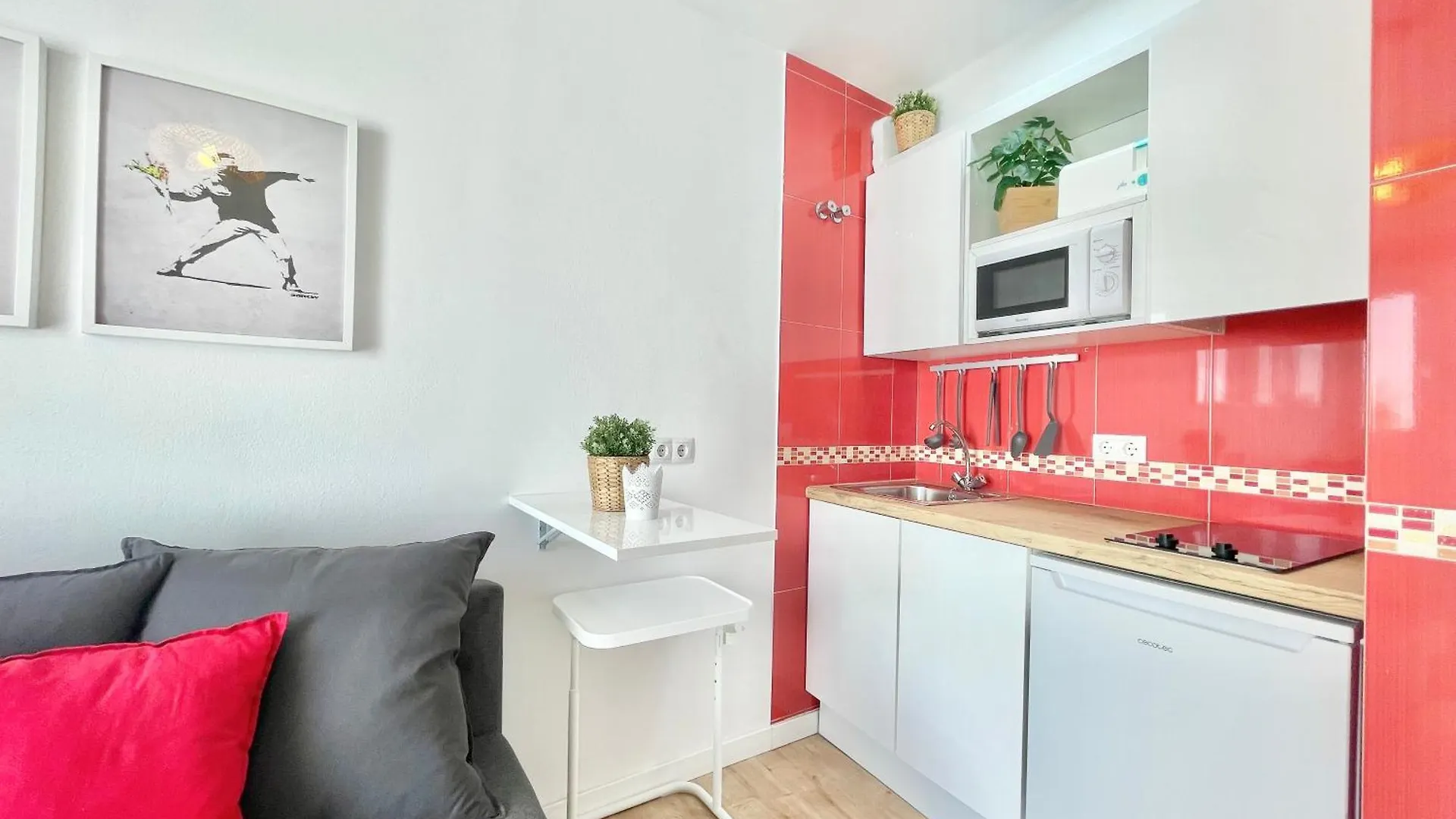 Lafrenchtouch - Coqueto Apartamento Con Terraza Lejlighed Benalmádena 0*,  Spanien